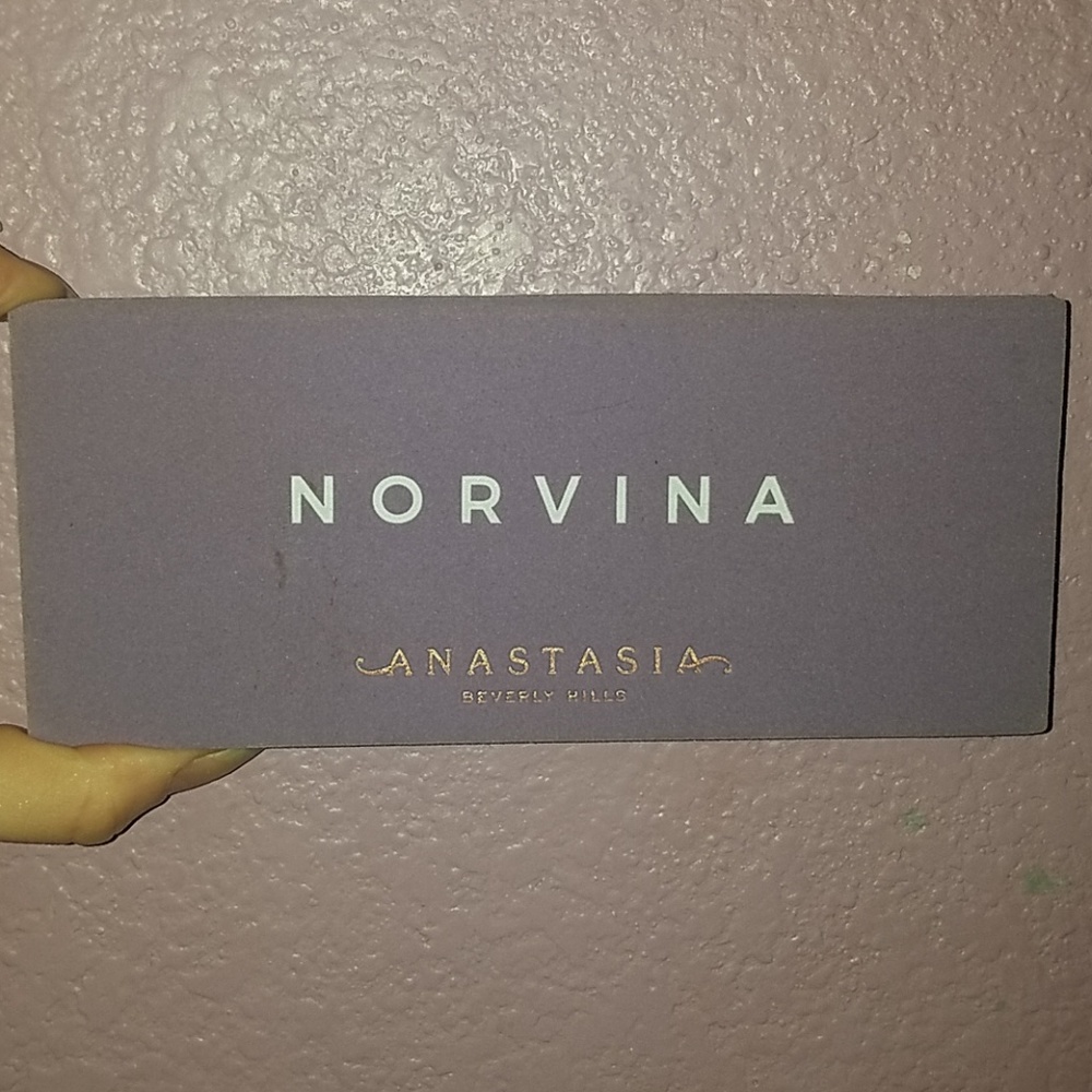 Anastasia Beverly Hills Norvina Eyeshadow pallete